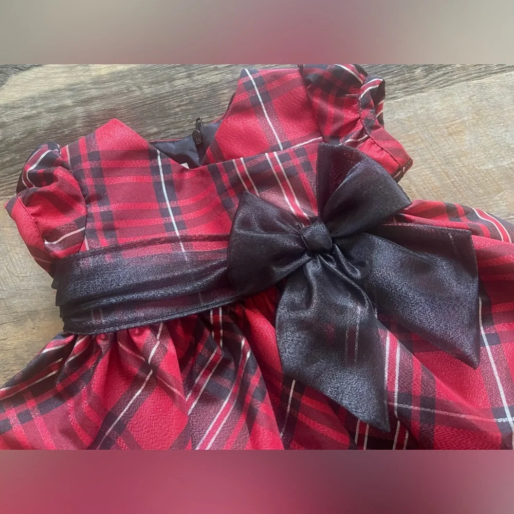 Gorgeous Baby Girl Christmas Dress - Picture 5 of 7